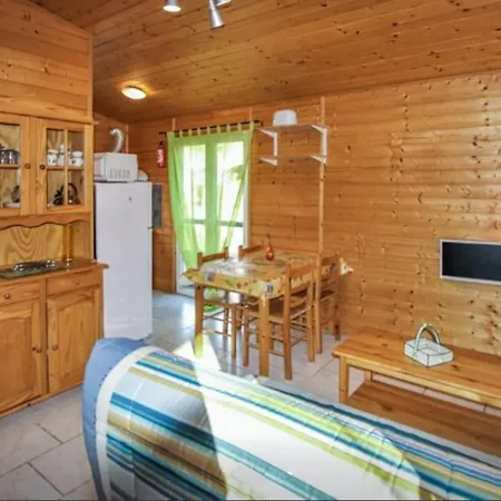 Le Clos Chanteric Accueille Jusqua 5 Personnes Thueyts Exterior foto
